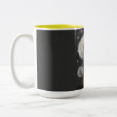 ガジ救ア。戦争も平和も。 ツートーンマグカップ (左)