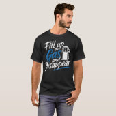 ガスを満タンにして消えるドライバー脱出ロード Tシャツ (正面フル)