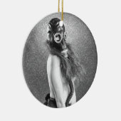 ガスマスクの女の子 セラミックオーナメント (右)