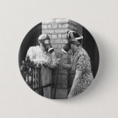 ガスマスク 缶バッジ (正面)