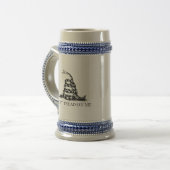 ガズデン旗 Don't Tread on Me リバタリアン イエロー ビールジョッキ (正面左)