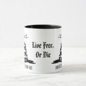 ガズデン-私、生きている自由で踏みませんし、死なないで下さい マグカップ (中央)