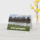 ガチョウの巨大なグループがハッピーバースデー! カード (黄色い花)