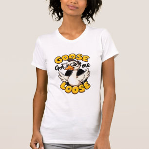 ガチョウ得の毛が緩いおもしろいガチョウ Tシャツ