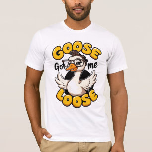 ガチョウ得の毛が緩いおもしろいガチョウ Tシャツ