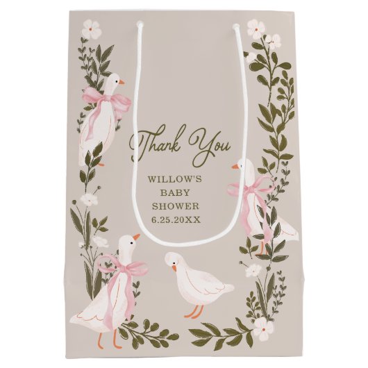 ガチョウ間抜けピンクボーガールベビーシャワー抱き枕 ミディアムペーパーバッグ (裏面)