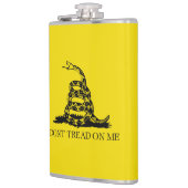 ガッズデンラトルズナケ国旗：1776年革命戦争 フラスク (左)