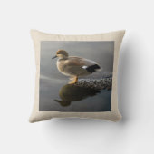 ガッドウェルダッククリーミーライトベージュスクエア クッション (裏面)