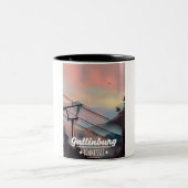 ガトリンブルク素晴らしスモークマウンテンズテネシー ツートーンマグカップ (中央)