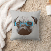 ガラスが付いているかわいいヒップスターのパグ クッション (ブランケット)