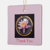 ガラスのドーム下の睡蓮と「ありがとう」 セラミックオーナメント (左)