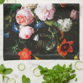 ガラスの花瓶に花を飾る静かなクラシック生活 キッチンタオル (折り畳み)