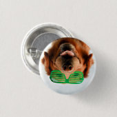 ガラスを持つGettyのイメージ|犬 缶バッジ (正面&裏面)