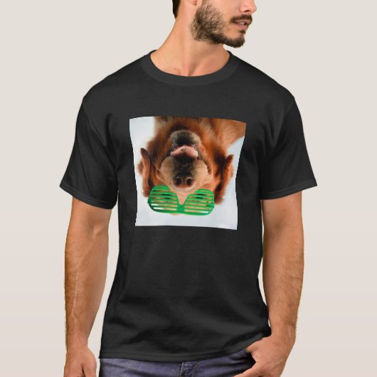 ガラスを持つGettyのイメージ|犬 Tシャツ (正面)