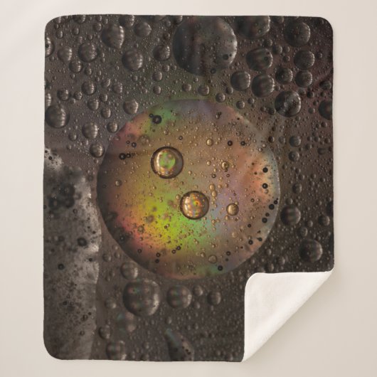 ガラスパネル上の水滴 シェルパブランケット (正面)