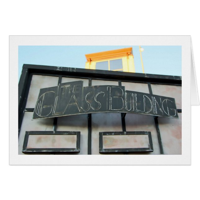 ガラス建物 (正面横)