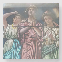 ガラス張りのポスターを通して