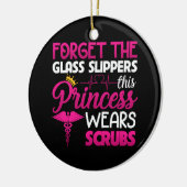 ガラス忘れスリッパプリンセスはスクラブを着用 セラミックオーナメント (左)