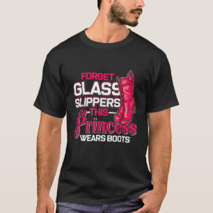 ガラス忘れスリーパプリンセスがブーツのカウボーイを着用 Tシャツ