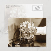 ガラス止め試験管内の試験片 ポストカード (正面/裏面)