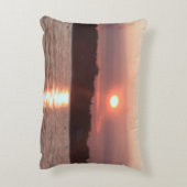 ガラス色の日没 アクセントクッション (裏面(縦))