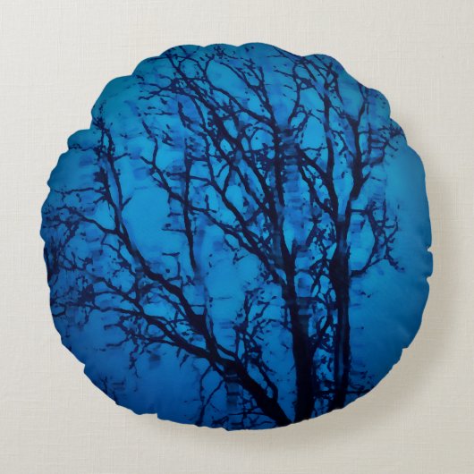 ガラス越し草抜けツリーブルー抽象芸術アート ラウンドクッション (正面)