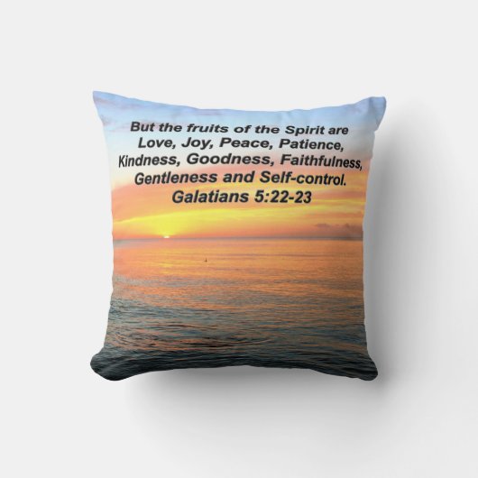 ガラテヤ人の聖書聖句の実 クッション (正面)