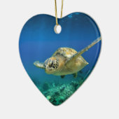 ガラパゴスパラダイスグリーンウミガメ水中 セラミックオーナメント (左)