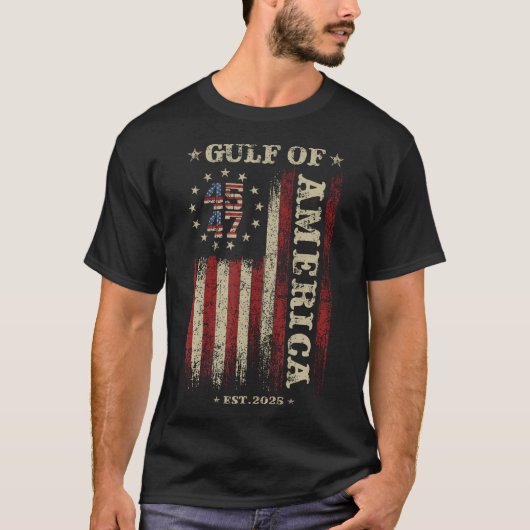 ガルフレトロ・オブ・アメリカEst 2025アメリカ国旗 Tシャツ (正面)