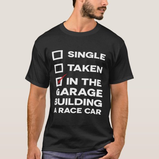 ガレージでレースカーを作るシングルテイケンTシャツ Tシャツ (正面)