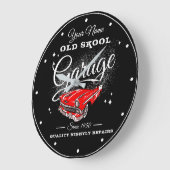 ガレージオールドスクールあなたの名前Red Chevy Vintage Car ラージ壁時計 (傾斜)