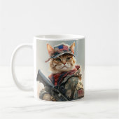 ガンクールとカモフラージュの可愛いアメリカのMAGA猫 コーヒーマグカップ (左)