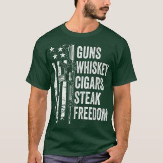ガンズウイスキー葉巻ステーキFreedomUSAフラグBBQファン Tシャツ