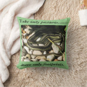 ガーター・スネークが写真 クッション (ブランケット)