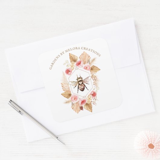 ガーデナーハニービーと赤面ピンクとフローラ スクエアシール (封筒)