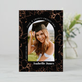 ガーデニアブラックフローラアーチ写真卒業 箔招待状 (立ち正面)