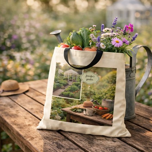 ガーデニングの前にコーヒーを自分で作る写真を作成 トートバッグ