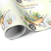 ガーデニングをテーマにしたハッピーバースデー パーソナライズされた ラッピングペーパー (ロールコーナー)