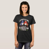 ガーデニング 4\ブルーベリーを持った庭のノーム Tシャツ (正面フル)