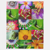 ガーデンエレガントフローラフラワーズ&クリーチャーコラージュ フリースブランケット (正面)