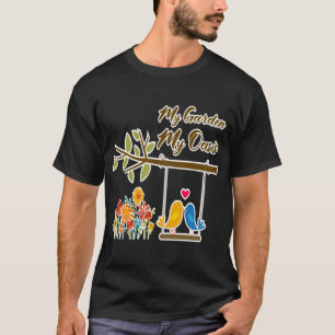 ガーデンオアシス かわいい鳥たちのスウィング ロマンティックアート Tシャツ