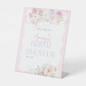 ガーデンフローラワイルドフラワーモダンブライダルへようこそ 台座サイン (正面)