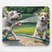 ガーデンホース付き犬スプレー水 マウスパッド (正面)