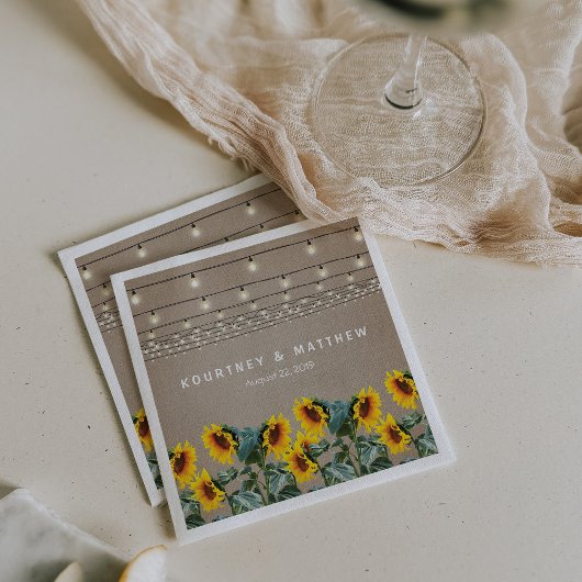 ガーデン素朴ヒマワリとストリングライト結婚ズ スタンダードカクテルナプキン