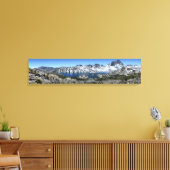 ガーネット湖のバナーピーク – シエラネバダ キャンバスプリント (インサイチュ (リビング))