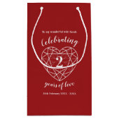 ガーネット記念日2年の愛の妻抱き枕 スモールペーパーバッグ (裏面)