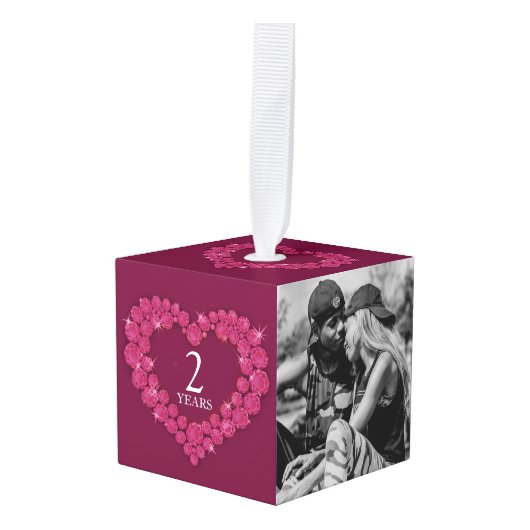 ガーネット2周年結婚ハート2枚の写真 キューブオーナメント (正面アングル)