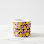 ガーベラの花模様、背景 エスプレッソカップ (正面)