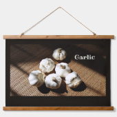 ガーリックキッチン素朴五つ 吊り下げ型タペストリー (正面)