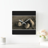 ガーリックスチルライフファインアート写真 スクエア壁時計 (ホーム)